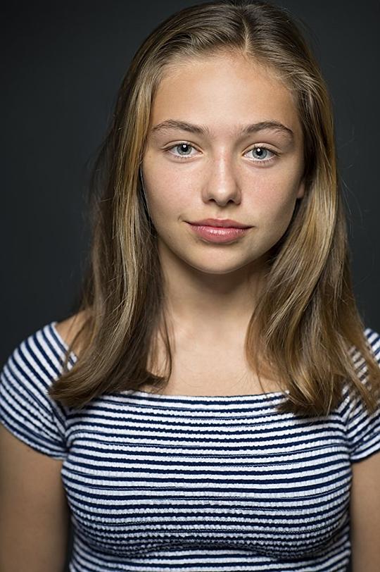 Annabel Wolfe Annabel Wolfe