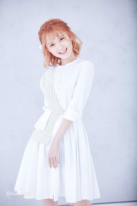 勾雪莹 Xueying Gou
