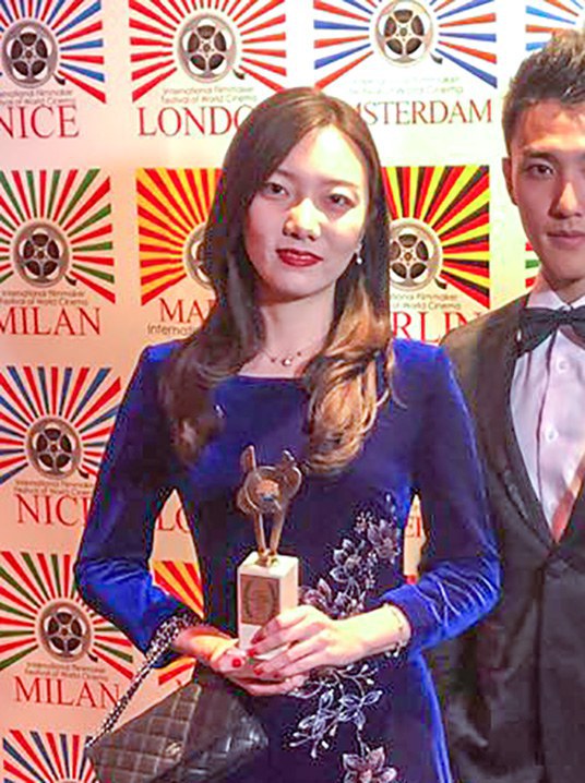 徐芳依 Fangyi Xu