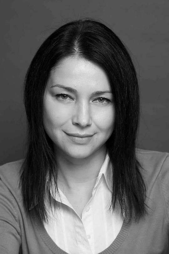 戴安娜·达姆布拉娃 Diana Dumbrava