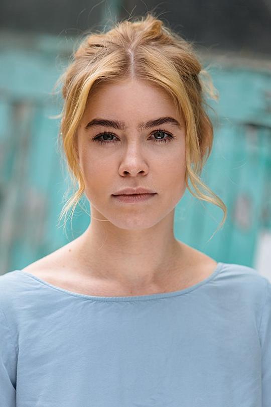 爱丽丝·桑德斯 Alice Sanders