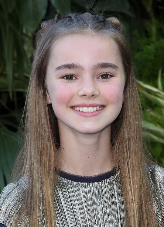 伊莎贝拉·瑟蒙 Isabella Sermon