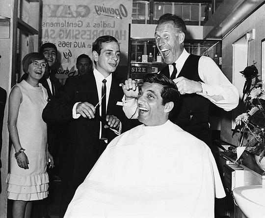 弗朗基·沃恩 Frankie Vaughan