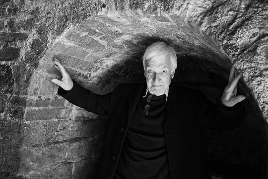 劳伦斯·戈登·克拉克 Lawrence Gordon Clark