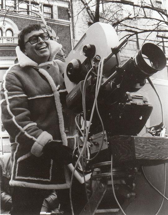 E·W·施瓦汉默 E.W. Swackhamer