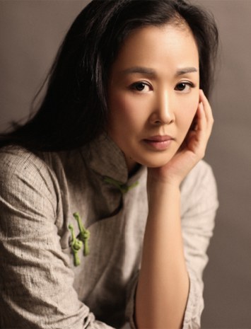 熊睿玲 Ruiling Xiong