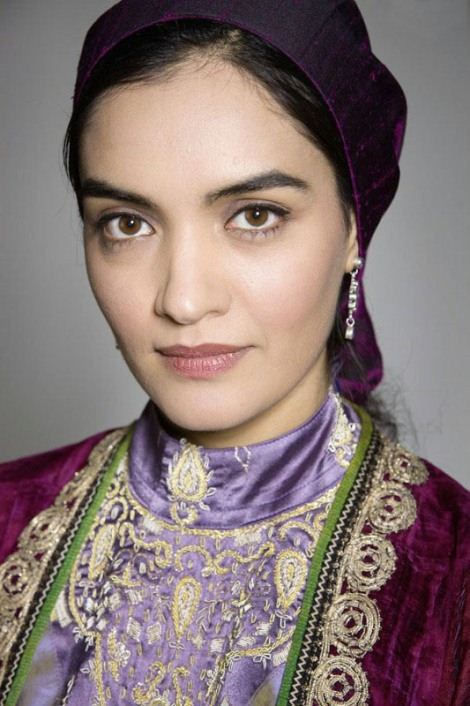 米特拉·哈贾尔 Mitra Hajjar