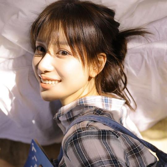 冯若绮 Ruoqi Feng