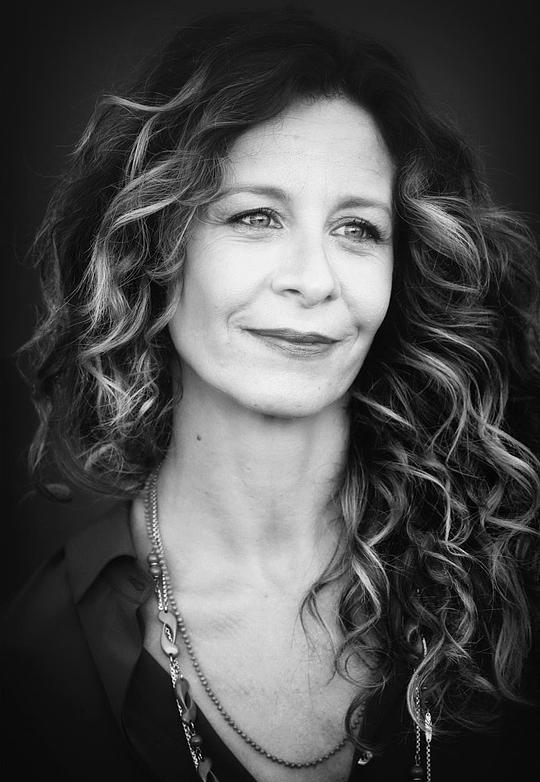 卡洛塔·纳托利 Carlotta Natoli