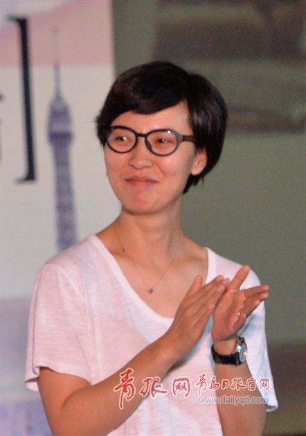 冀佳彤 Jiatong Ji