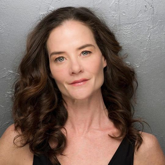 苏珊娜·霍夫曼 Susannah Hoffmann