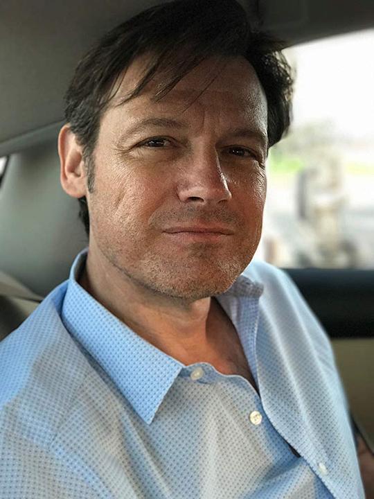 弗兰克·米利塔里 Frank Military