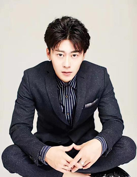 季东燃 Dongran Ji