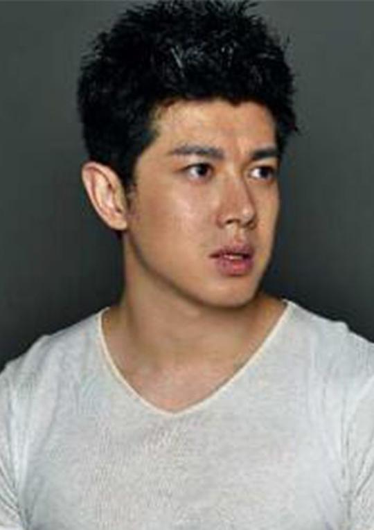 刘碑歌 Beige Liu