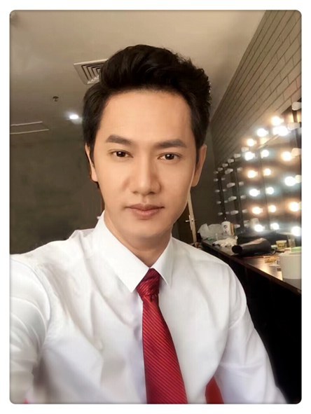 张翼就 Yijiu Zhang