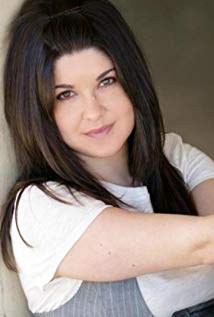 科琳·克林肯比尔 Colleen Clinkenbeard
