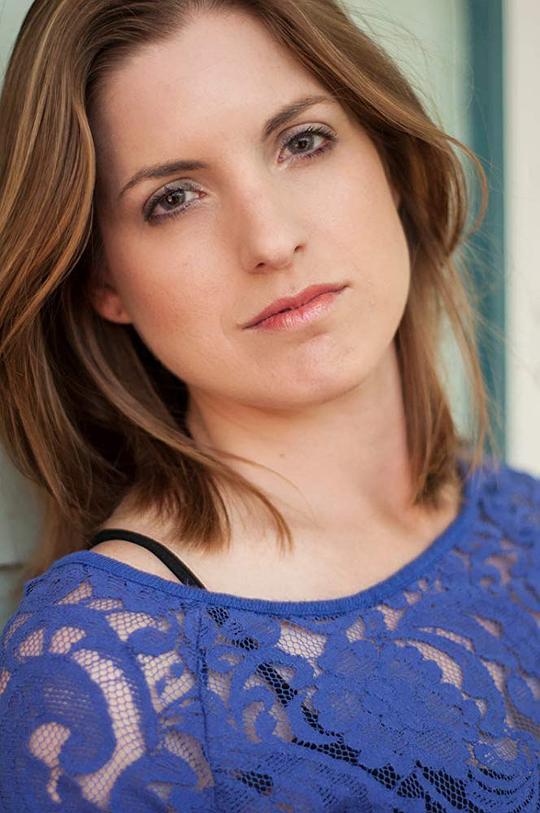 阿什莉·妮可·哈德森 Ashley Nicole Hudson