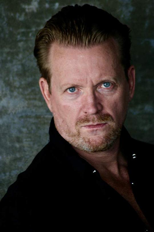 康拉德·古德 Conrad Goode