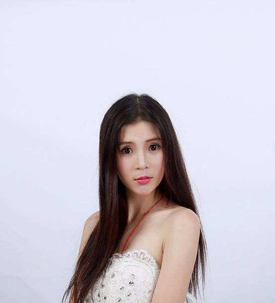 卜奕心 Yixin Bu