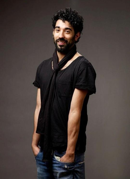 雷·潘莎基 Ray Panthaki