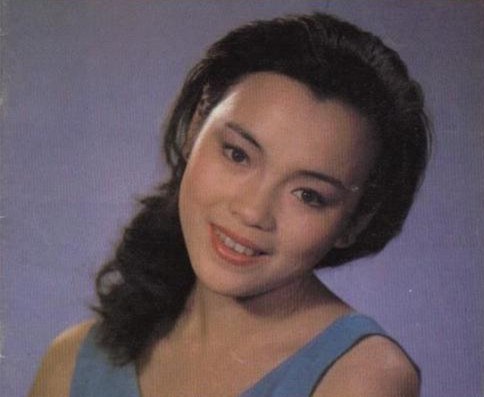 纪玲 Ling Ji