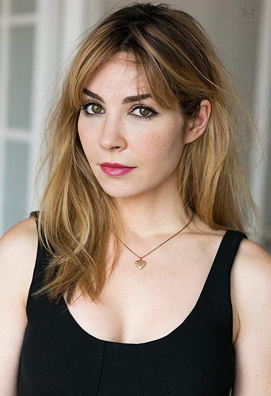 阿利克斯·贝纳泽什 Alix Bénézech