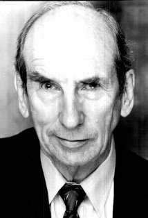 丹尼斯·圣约翰 Dennis St John