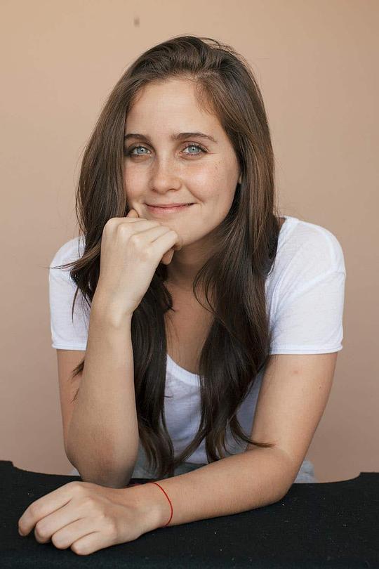 娜塔莎·杜佩伦 Natasha Dupeyrón