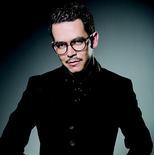 马诺罗·卡罗 Manolo Caro