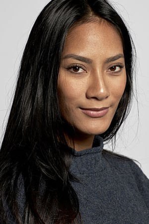 塔拉·巴斯罗 Tara Basro