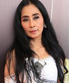阿尤·拉克斯米 Ayu Laksmi