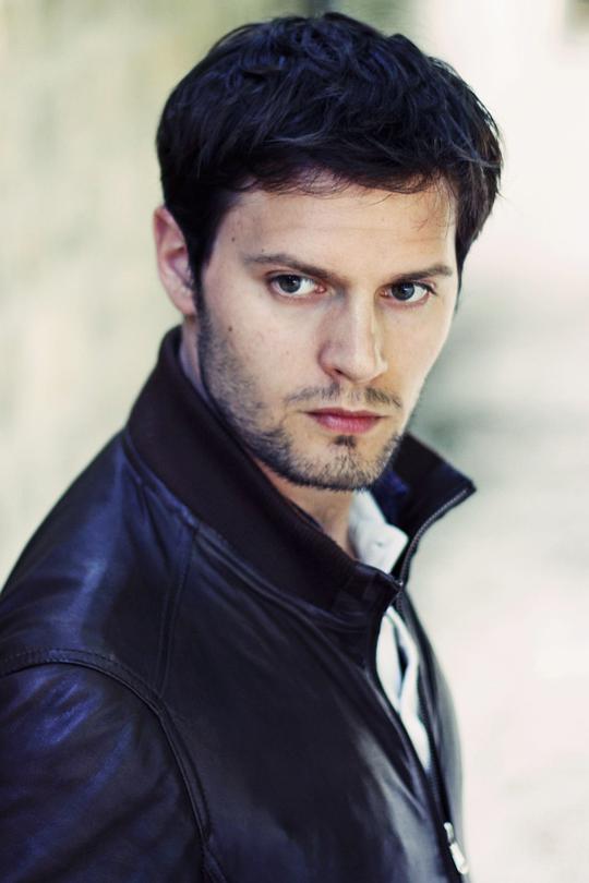 雨果·贝克 Hugo Becker