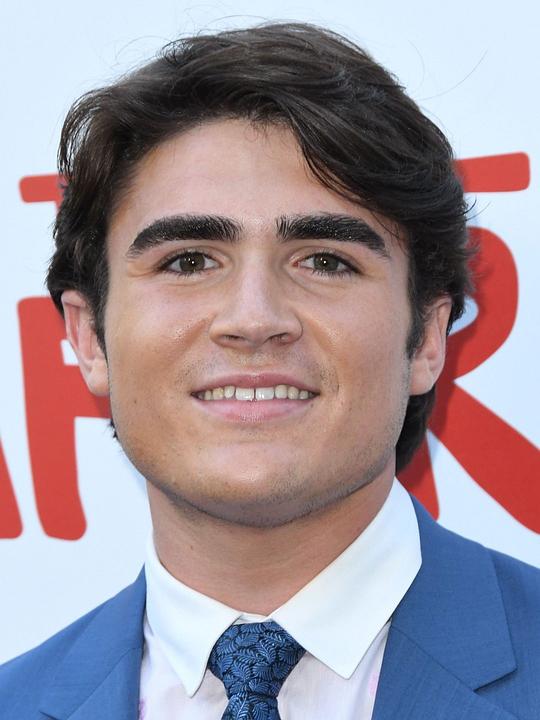 哈里森·霍尔策 Harrison Holzer