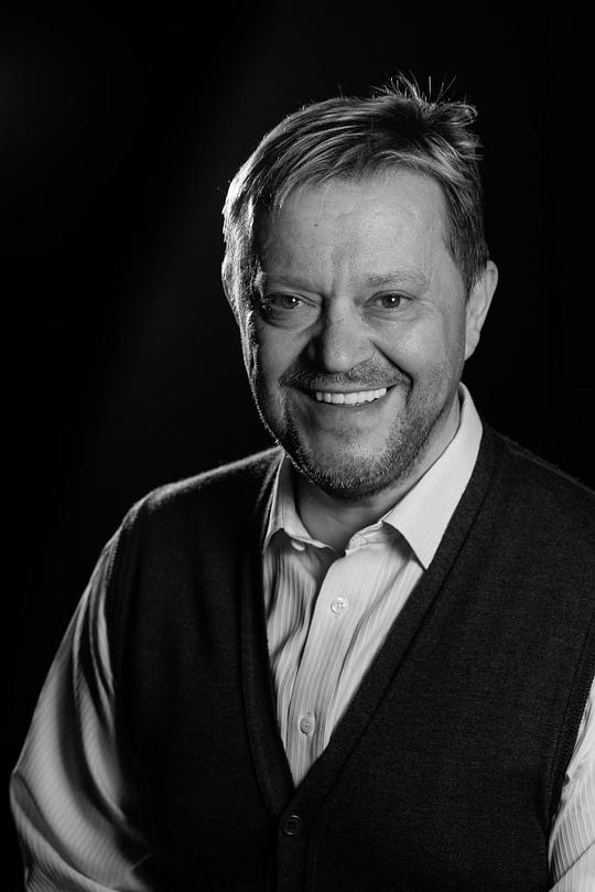 埃米尔·哈季哈菲兹贝戈维奇 Emir Hadzihafizbegovic