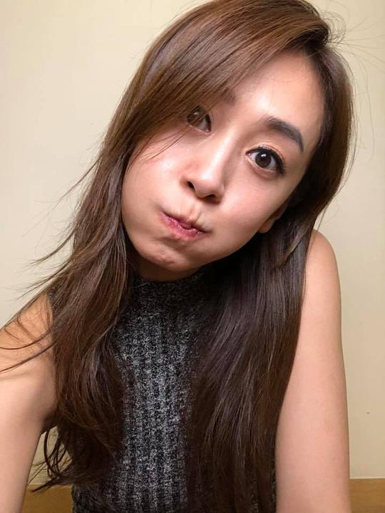 黄心美 Scarlett Wong