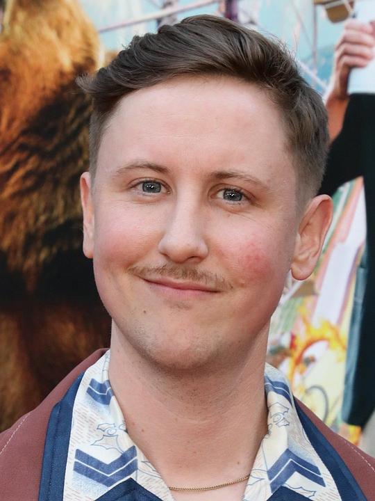 约翰尼·彭伯顿 Johnny Pemberton