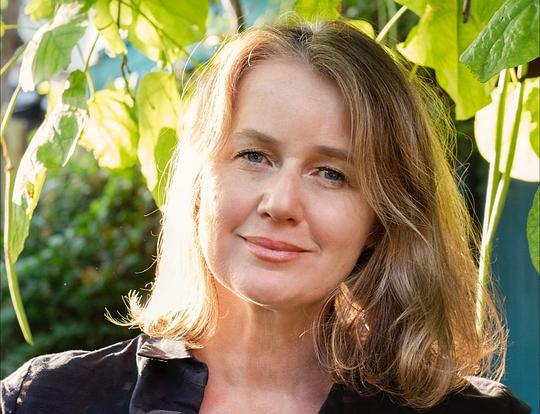 伊丽丝·麦克雷迪 Elise McCredie