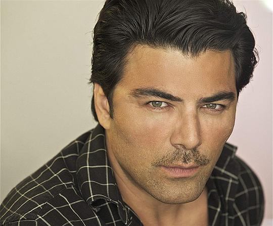 埃米利奥·罗索 Emilio Roso