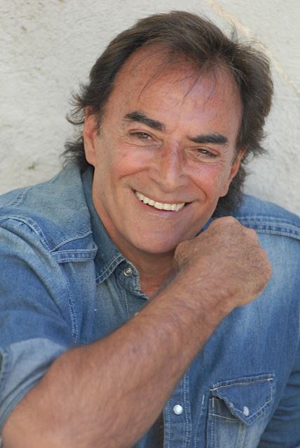 陶奥·彭利斯 Thaao Penghlis