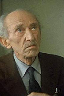 瓦西尔·卡希尼亚什维利 Vasil Kakhniashvili