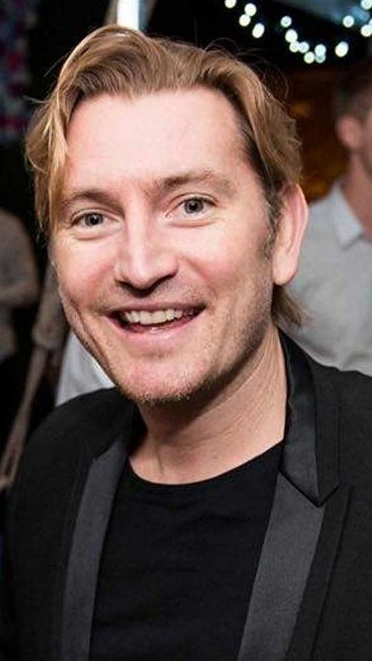 迈克尔·M·福斯特 Michael M. Foster