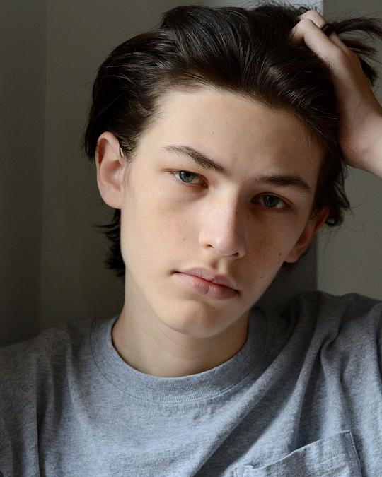 卢克·普拉尔 Luke Prael