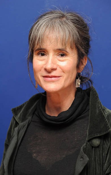 萨利·阿普拉哈米安 Sallie Aprahamian