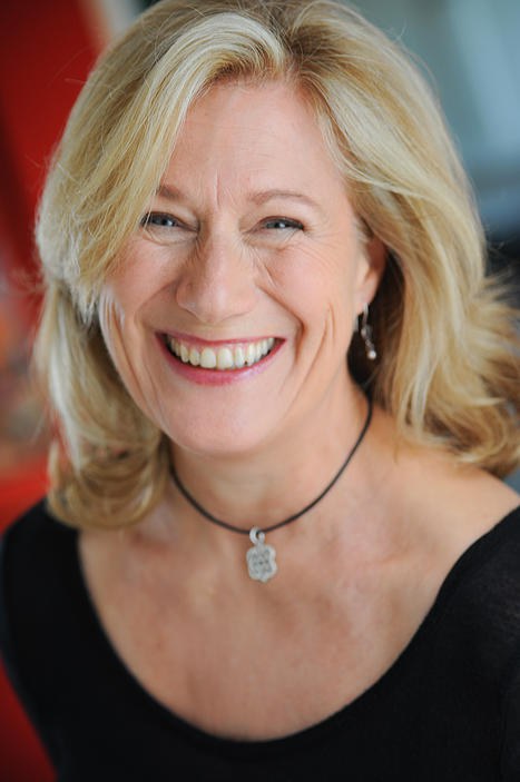 杰妮·阿特金森 Jayne Atkinson