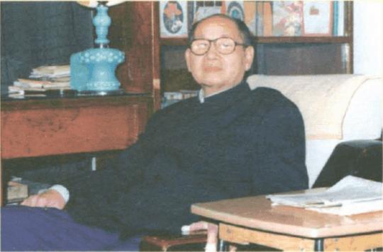 章彦 Yan Zhang