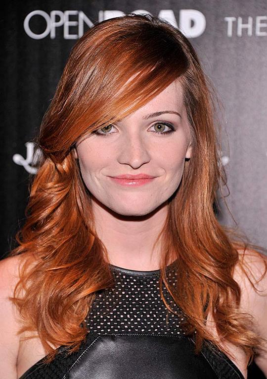 蕾登·格里尔 Raeden Greer