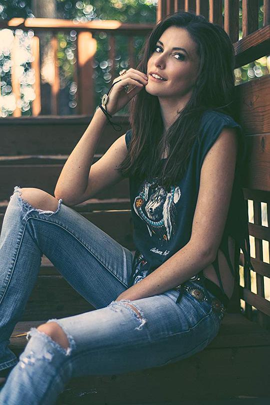 切尔西·埃德蒙森 Chelsea Edmundson