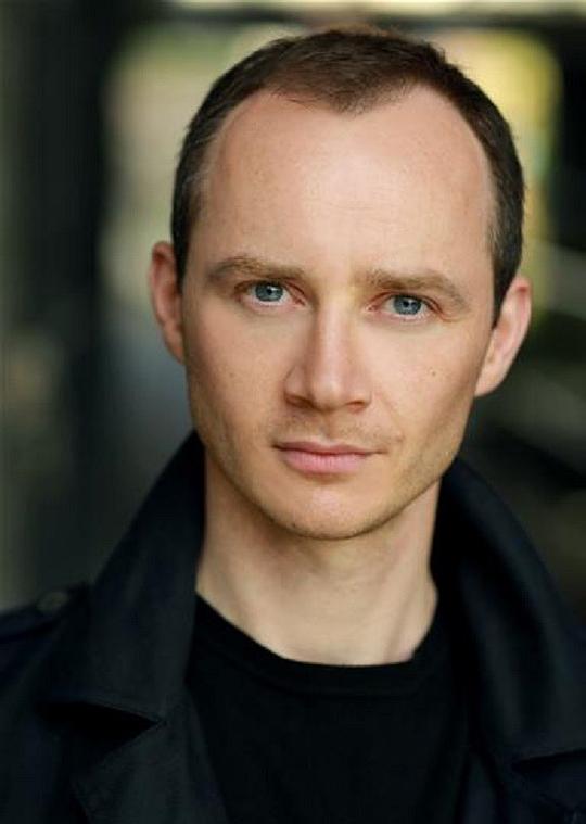 瑞斯·梅雷迪思 Rhys Meredith