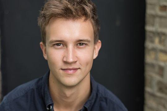 萨姆·史特拉雷 Sam Straley