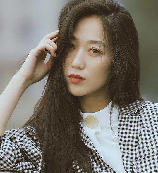 于非非 Feifei Yu